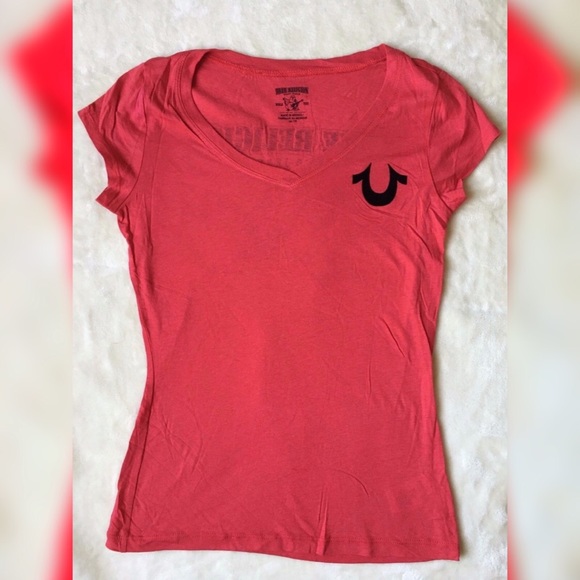 Women's TRUE RELIGION Flocked V Neck Tee Shirt - Picture 2 of 6